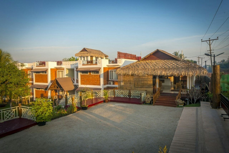 Exterior & Views 2, Hotel Queen Jamadevi, Mawlamyine