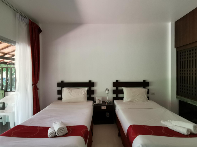 Bedroom 3, Nana Beach Hotel, Pathiu