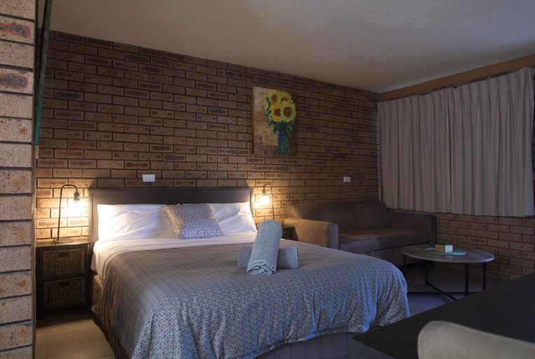 Sport & Beauty 5, Tuncurry Motor Lodge, Great Lakes