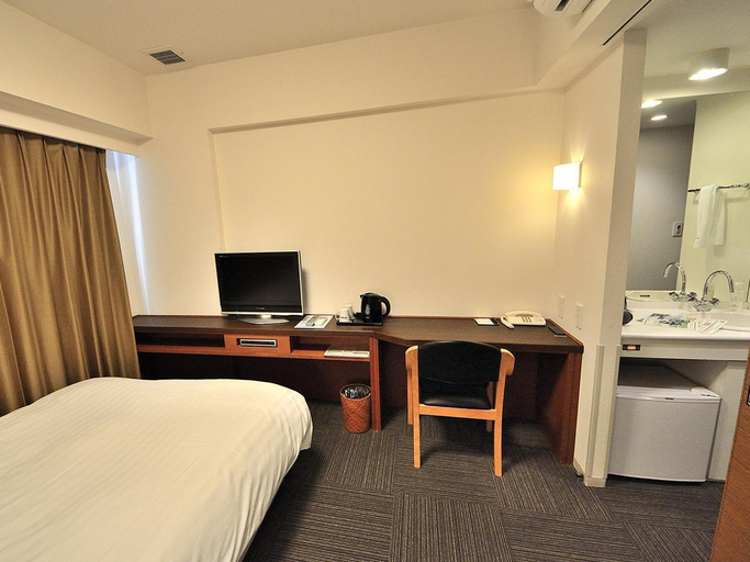Bedroom 4, Dormy Inn Hirosaki, Hirosaki