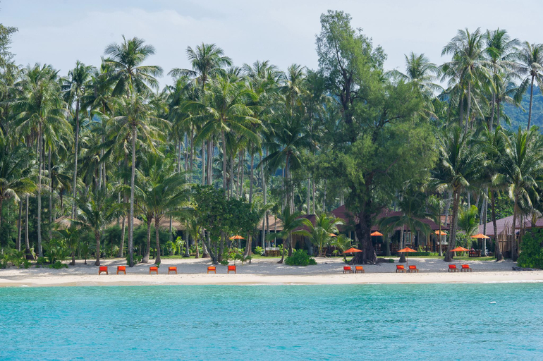 Public Area 2, Medee Resort, K. Ko Kut