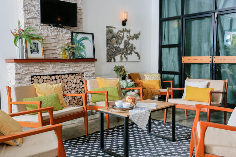 Public Area 2, The Corner Lodge, Pattaya