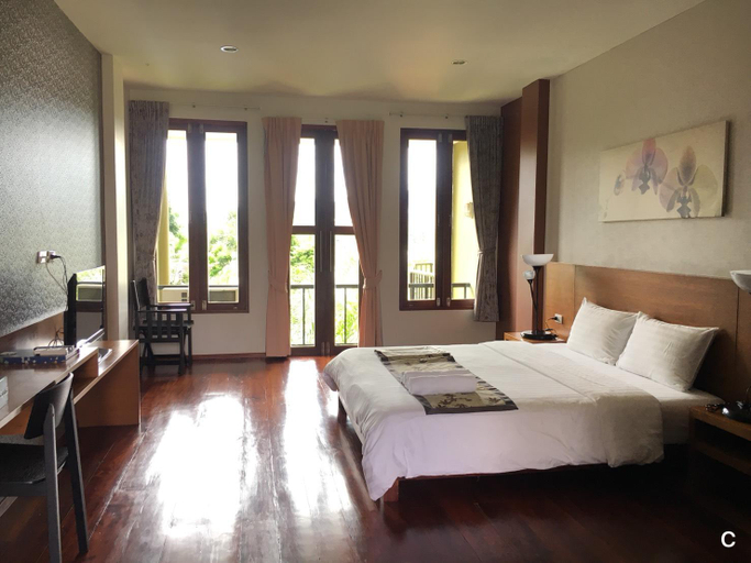 Bedroom 2, Water Park Hotel Kanchanaburi, Muang Kanchanaburi