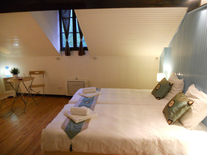 Bedroom 2, Pyrénées Emotions, Haute-Garonne