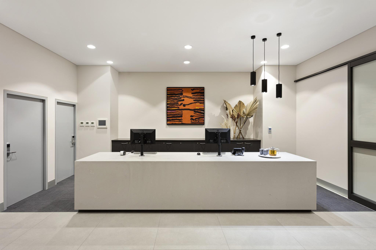 Public Area 4, Quest Orange, Orange
