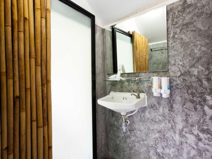 Bathroom 3, Salisa Resort, Muang Satun
