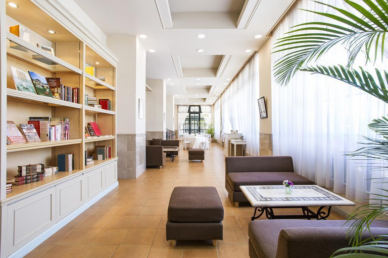 Public Area 3, Luke Plaza Hotel, Nagasaki