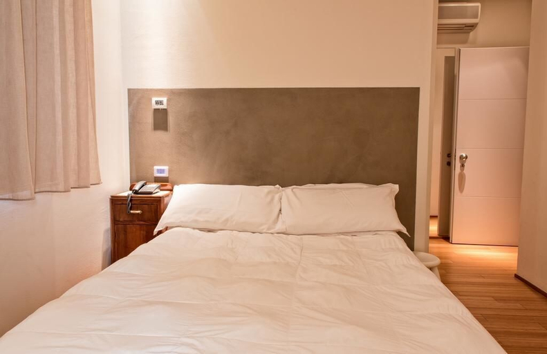 Bedroom 3, Hotel Radice, Macerata