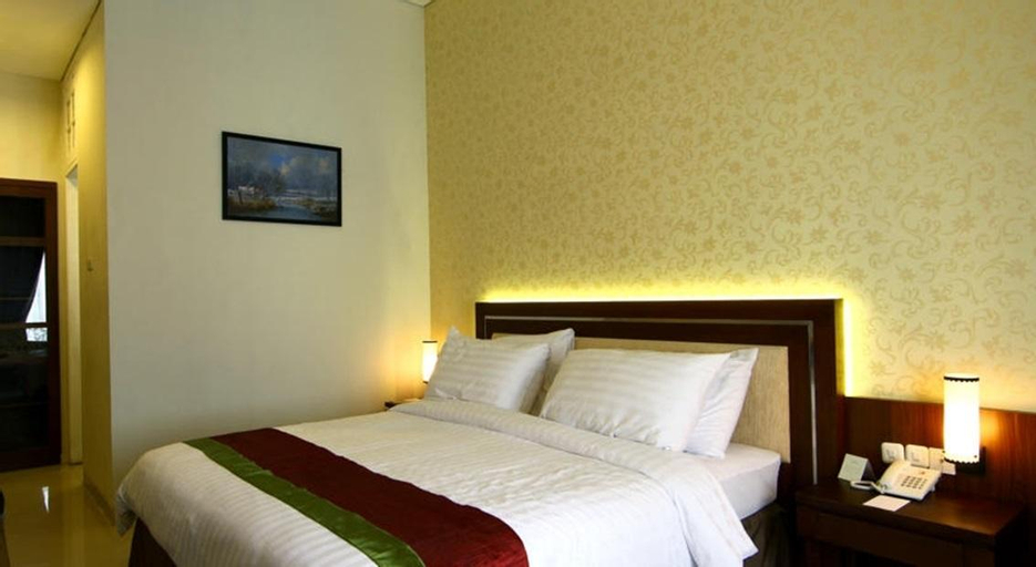 AL AZHAR AZHIMA Hotel Resort and Convention, Solo