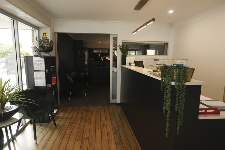 Public Area 5, Orana Motel, Dubbo - Pt A