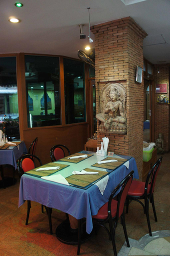 Food & Drinks 4, Max Hotel, Pattaya