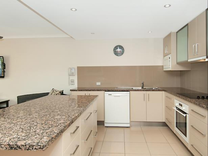 Exterior & Views 2, Norfolks On Moffat Beahc Resort, Caloundra - Caloundra N.