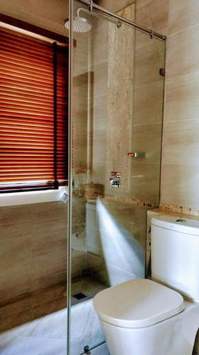 Bathroom, Chivani Pattaya, Sattahip