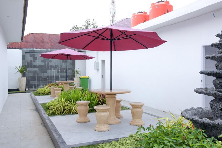 RedDoorz Plus near UNIMED Medan, Medan