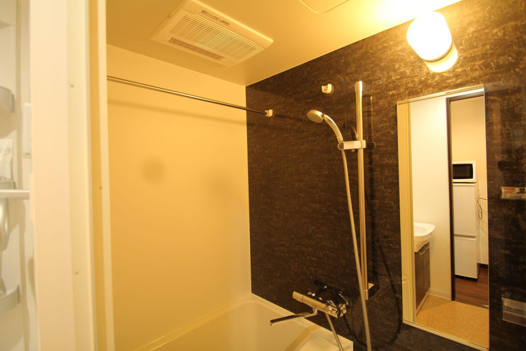 Bathroom 4, Class Inn Nago, Nago
