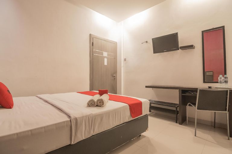 Bedroom 3, RedDoorz Plus near Undip Pleburan, Semarang