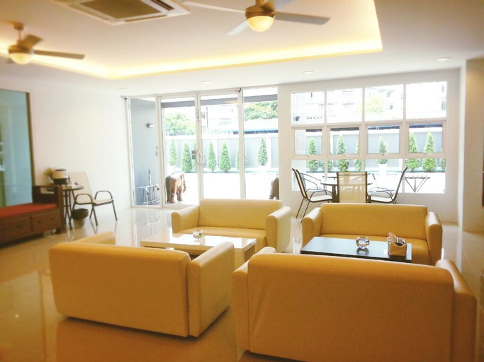 Public Area 2, Wealth 30th Apartments, Phra Khanong