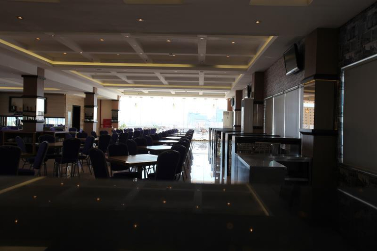Public Area 3, W Three Premier Hotel Makassar ( Formerly Lariz W Three Hotel ), Makassar