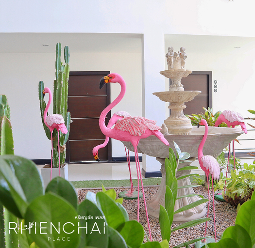 Public Area 2, Rhienchai Place Hotel, Muang Surat Thani