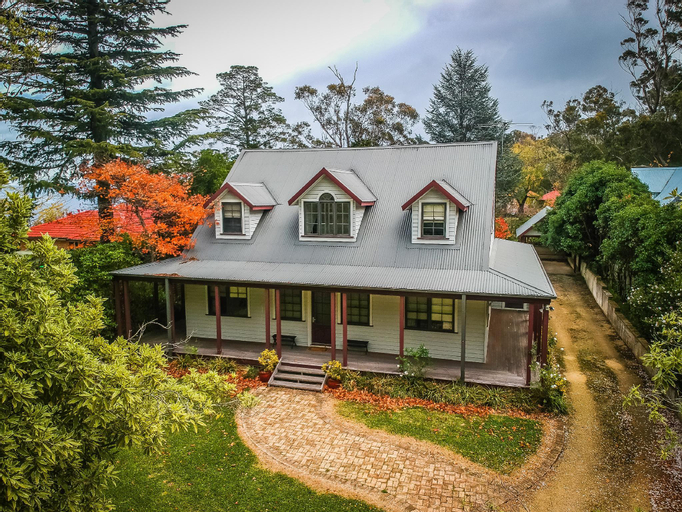 Whispering Pines Cottages, Blue Mountains