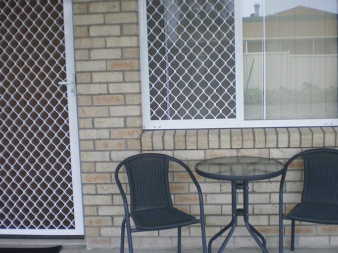 Exterior & Views 3, Molika Springs Motel, Moree Plains