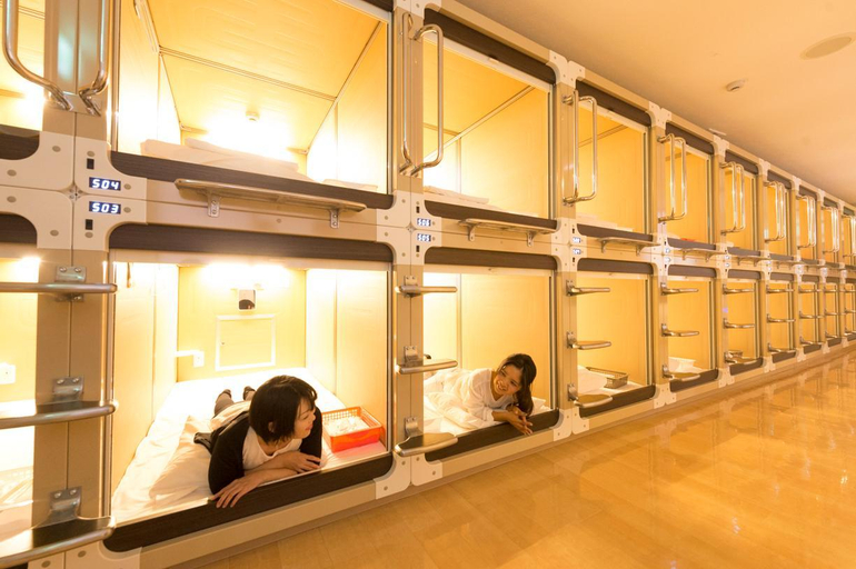 Lobby 3, Maxi Alpa Capsule Hotel, Naha