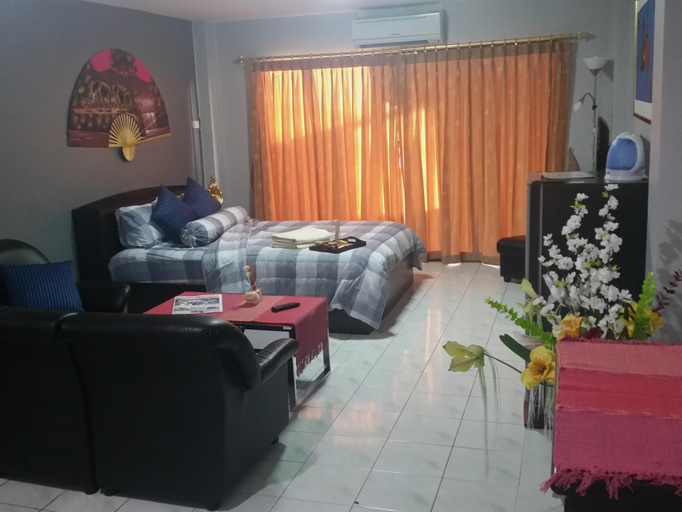 Bedroom 5, Nemos Guesthouse and Massage, Pattaya