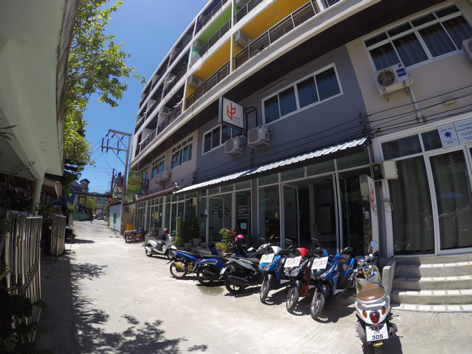 Public Area 1, Bedbox Guesthouse & Hostel, Phuket Island