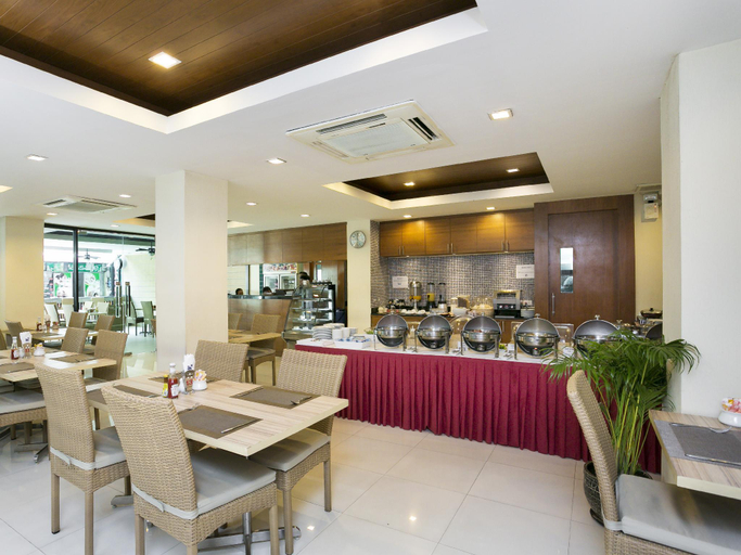 Food & Drinks 5, The One Hotel Bay Breeze Pattaya, Pattaya