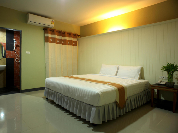 Bedroom 2, The Corner Hotel, Muang Chiang Rai