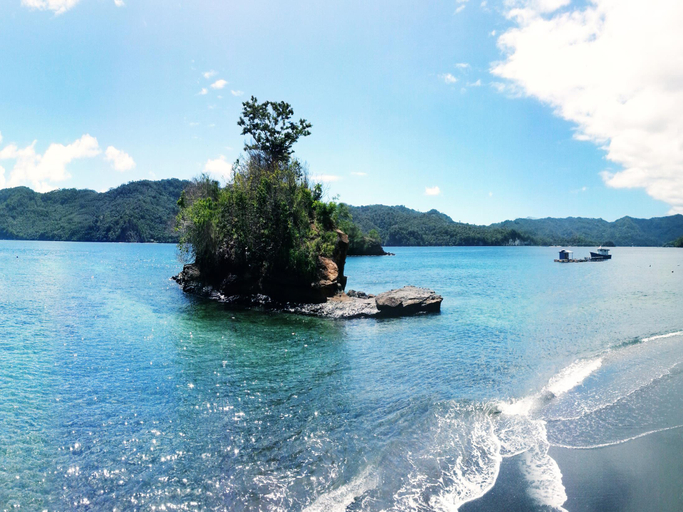 Exterior & Views 2, Cocotinos Lembeh A Boutique Dive Lodge, Bitung