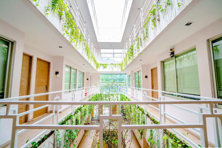 LeGreen Suite Pejompongan, Central Jakarta