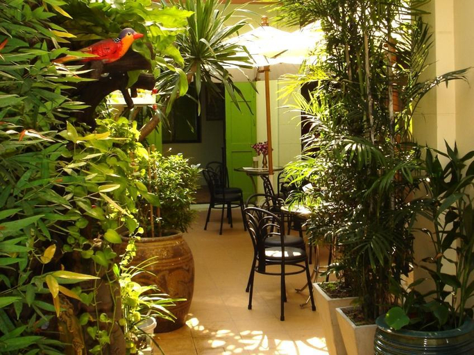 Exterior & Views 2, The Bang Khun Phrom Suites, Phra Nakhon