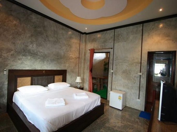 Bedroom, Pilton Resort, Thap Sakae