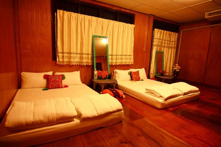 Bedroom 3, Chezmoi Handicraft & Homestay, Muang Chiang Rai