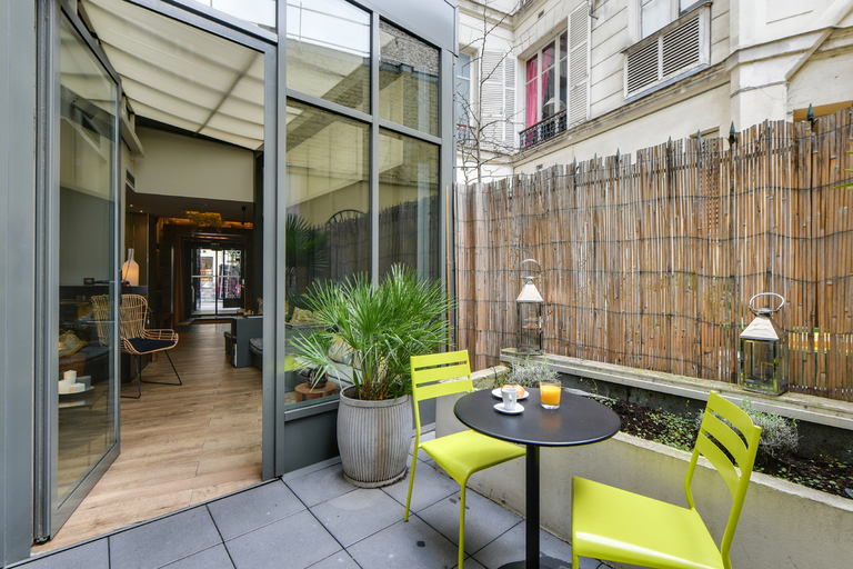 Public Area 3, Legend Saint Germain, Paris