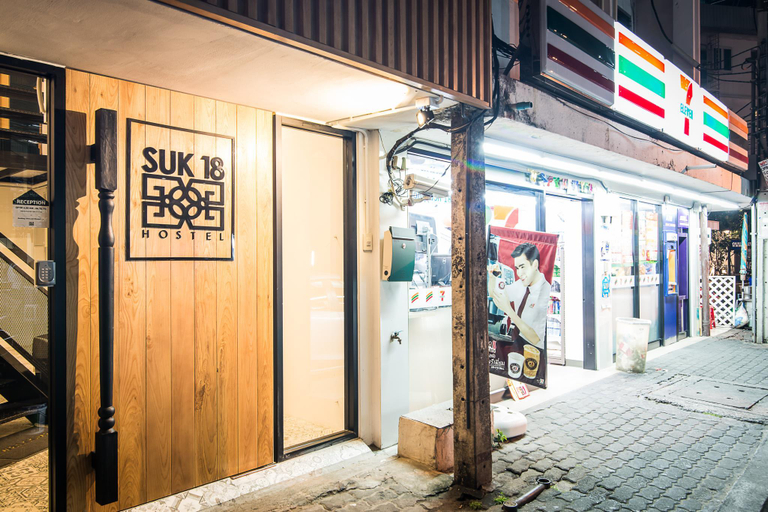 Public Area, Suk18 Hostel - Adults Only, Khlong Toey