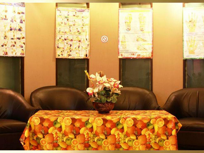 Public Area 3, Pradipat Hotel, Phaya Thai