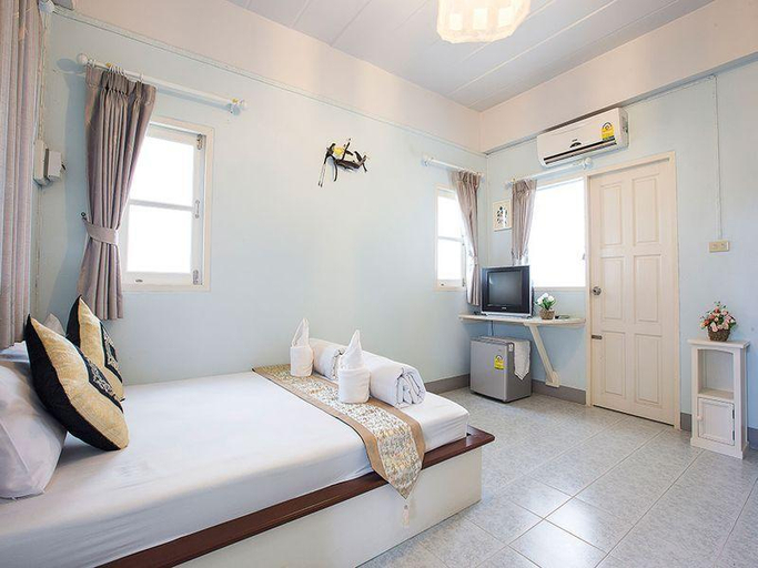 Bedroom 2, Bannsuanmaeklong Resort, Muang Samut Songkhram