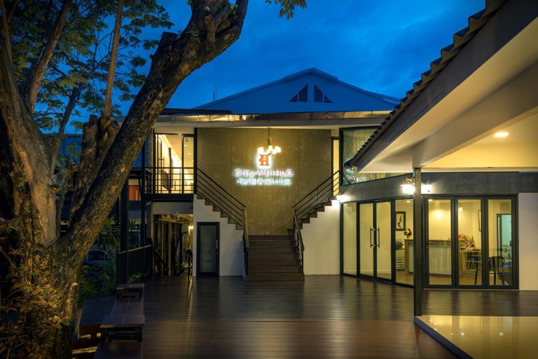 Public Area 2, Chiangmai Midpoint Activity Hostel, Muang Chiang Mai