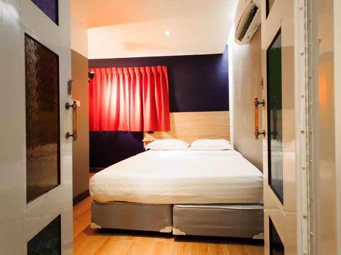 Bedroom 2, CLOUD NINE LODGE, Ratchathewi