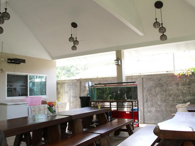 Public Area 3, Rommai Rimnaam Resort, Muang Ranong