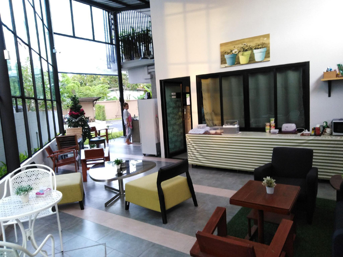 Public Area 2, Latisha resort, Muang Lop Buri