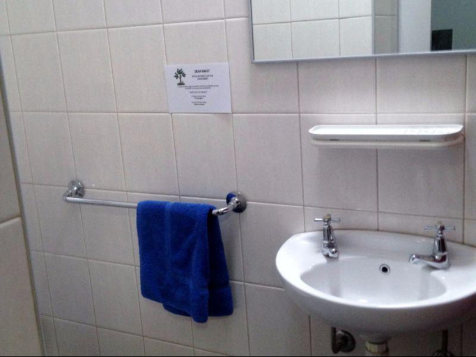 Bathroom, City West Motel, Adelaide