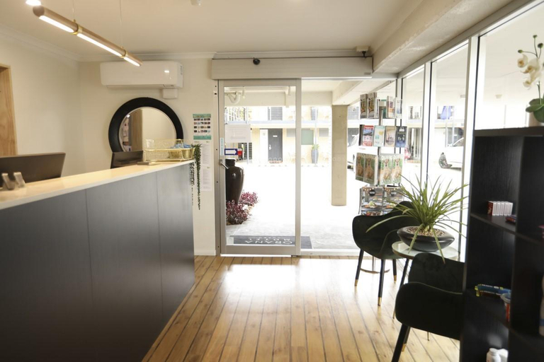 Public Area 3, Orana Motel, Dubbo - Pt A