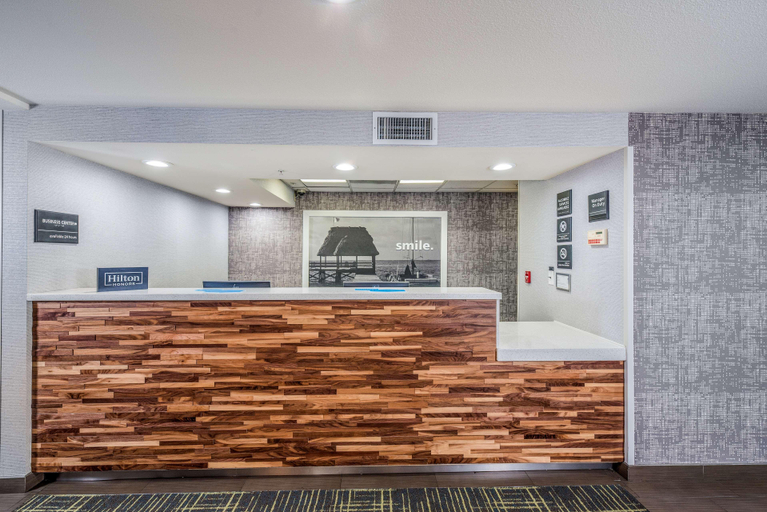 Public Area 2, Hampton Inn Oakland-Hayward, Alameda