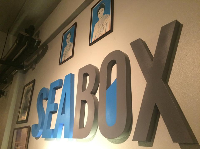 Public Area, Seabox Hostel, Takua Pa