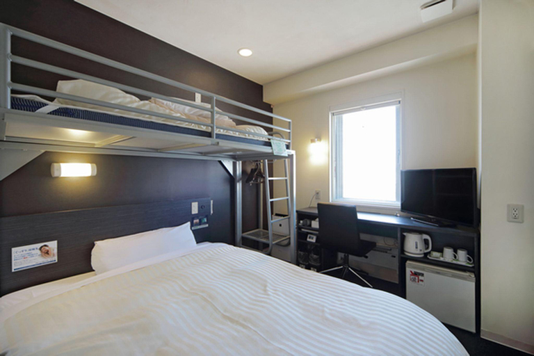 Bedroom 3, Super Hotel Asahikawa, Asahikawa