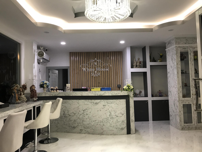 Public Area 2, white house , Muang Phangnga