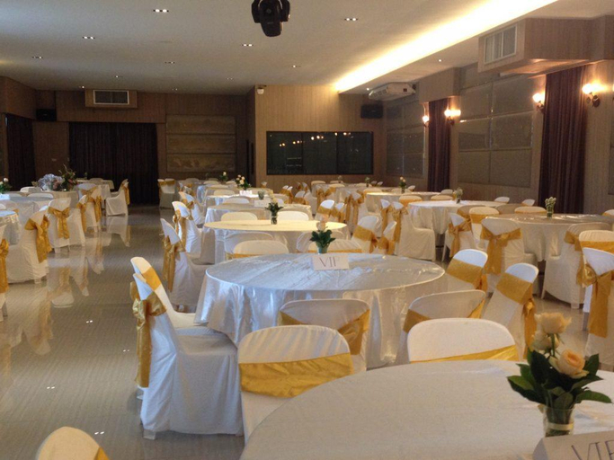 Food & Drinks 4, Sankamphaenglakeview Resort, San Kamphaeng